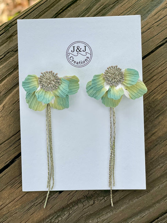 Green & White with Silver Tone (worn with or without chains)