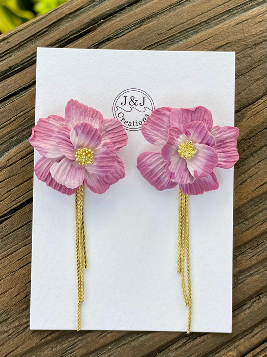 Mauve with Gold Tone (worn with or without chain)