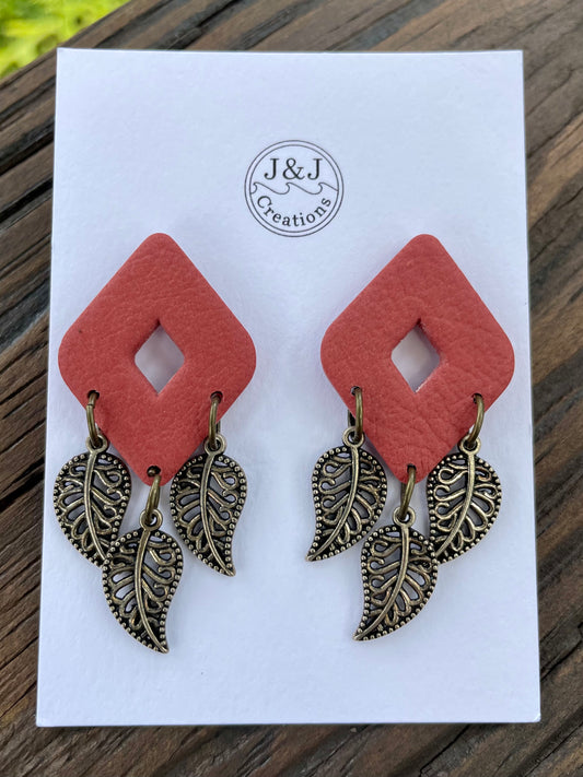 Red Rocks Diamond & Leaves