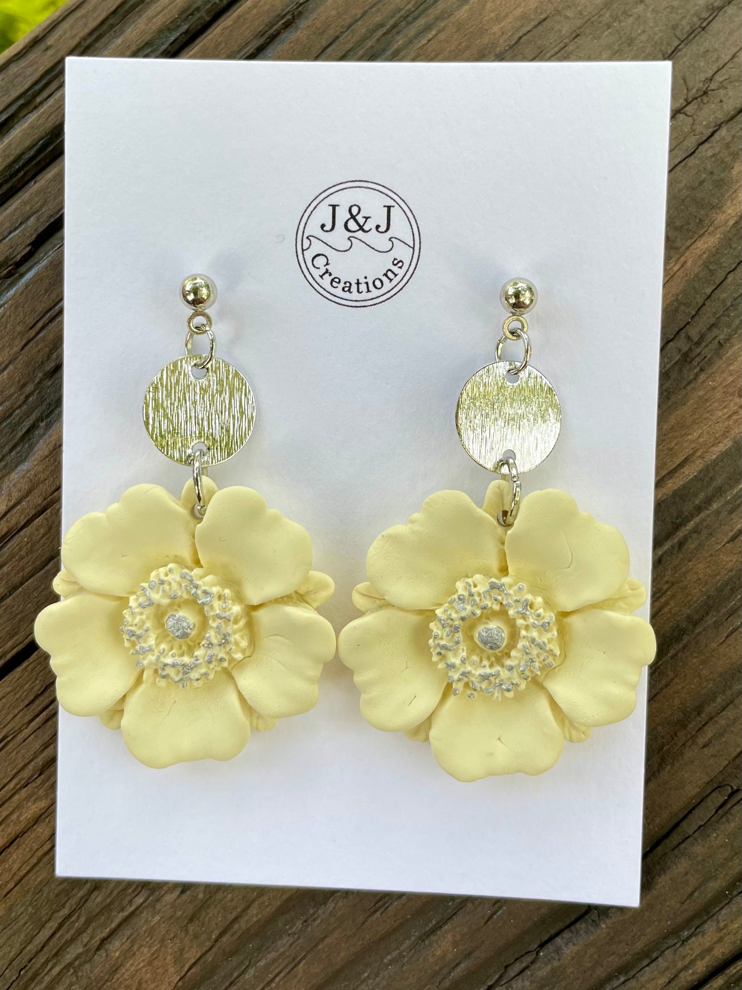 Yellow with Silver Tone