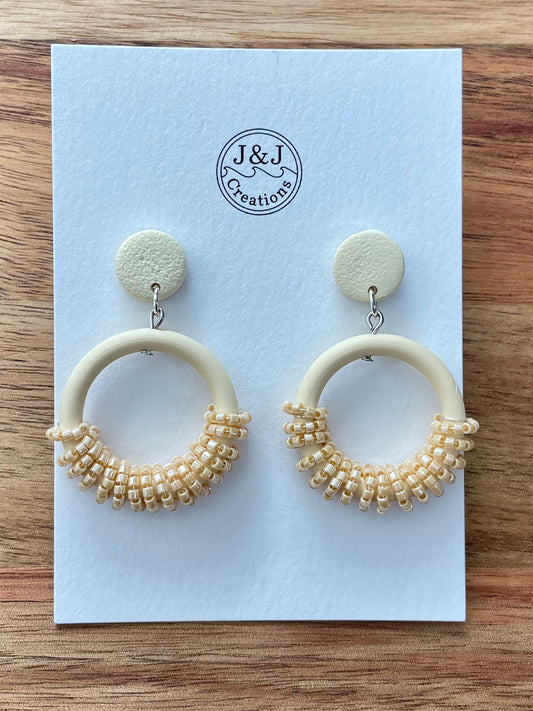 Cream with Silver Tone