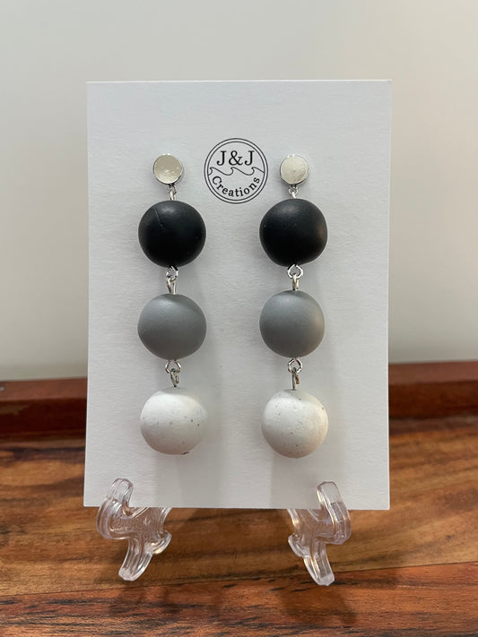 Hand Rolled Beads (Silver Tone)